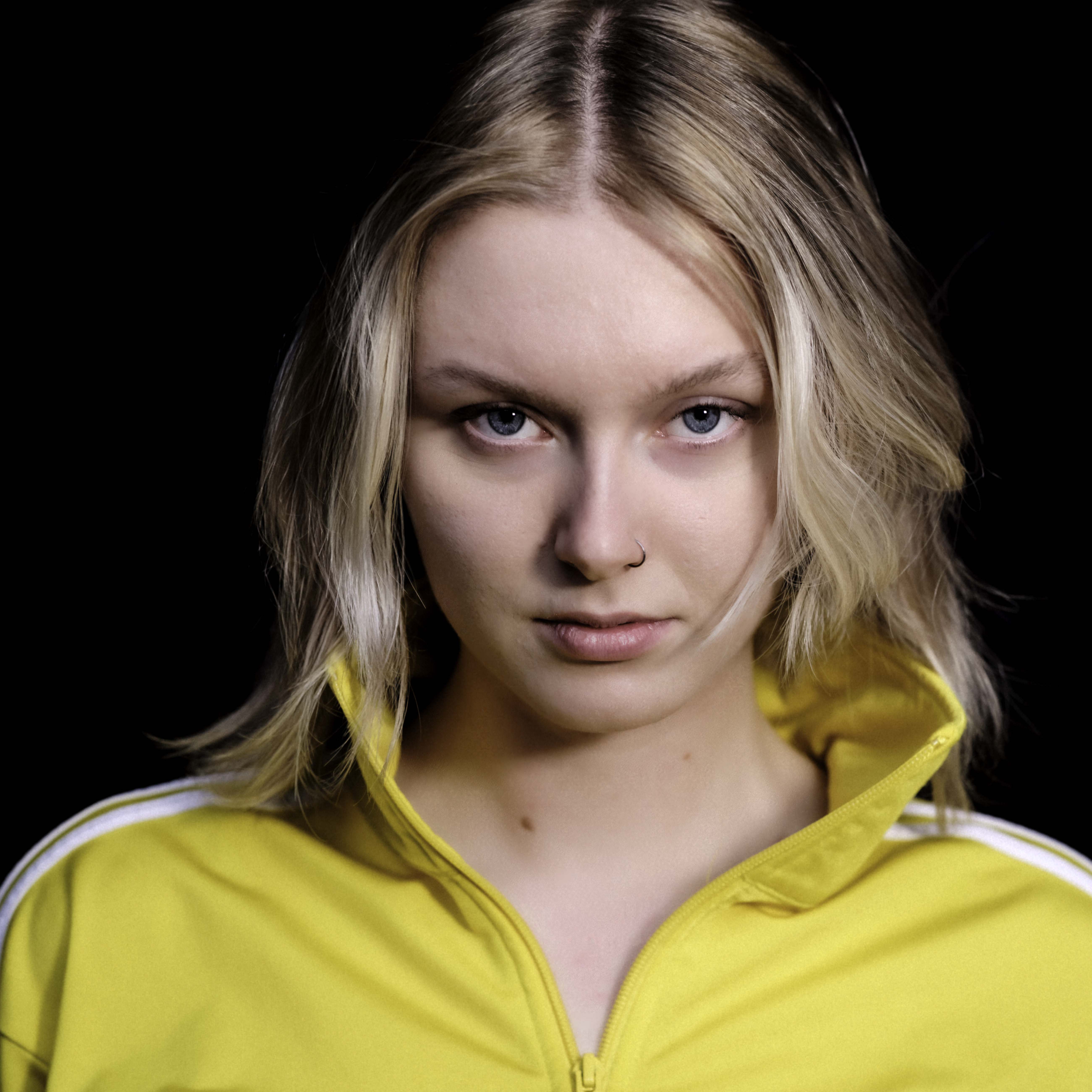 Portraits of Kira | ESCHER | fotografie